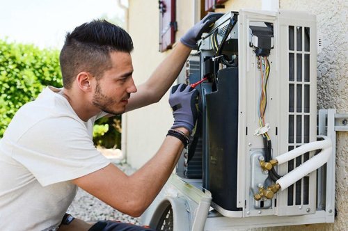 راه اندازی اپلیکیشن مشاغل خاص (مثلاً تعمیرکار، برق‌کار)