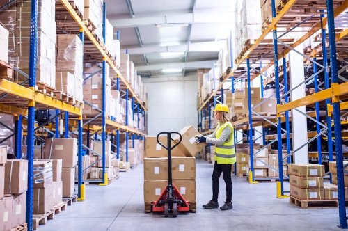 طراحی وب‌سایت برای انبار تجاری: مدیریت هوشمند موجودی و ارتباط مؤثر با مشتریان